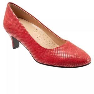 Trotters Fab Red Leather Pump